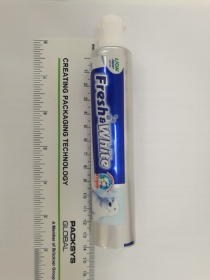 De Gelamineerde Buis van Lion Fresh White Toothpaste 70g ABL